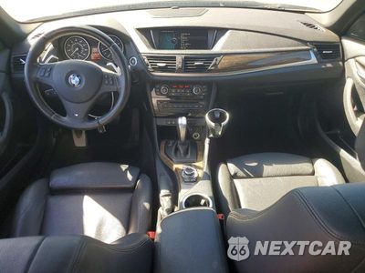 Zdjęcie 8 z 13 samochodu: 2015 BMW X1 XDRIVE35I VIN:WBAVM5C59FVV94336 - miniatura