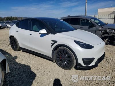 Czwarte zdjęcie samochodu z boku: 2023 TESLA MODEL Y VIN:7SAYGDEF1PF737841 - miniatura