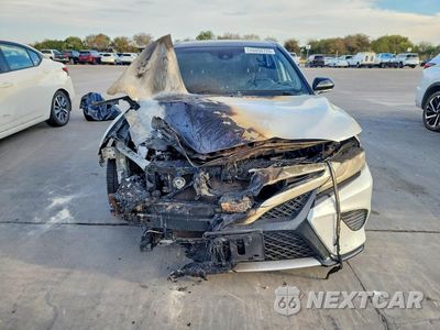 Piąte zdjęcie samochodu w środku: 2019 TOYOTA CAMRY XSE VIN:4T1B61HK2KU200680 - miniatura