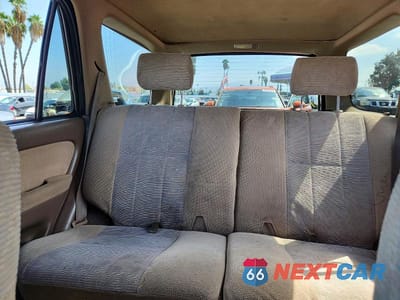 Zdjęcie 10 z 13 samochodu: 1999 TOYOTA 4RUNNER SR5 VIN:JT3GN86R2X0134639 - miniatura