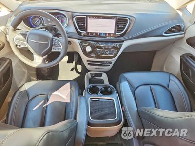 Zdjęcie 8 z 14 samochodu: 2023 CHRYSLER PACIFICA TOURING L VIN:2C4RC1BG8PR506223 - miniatura