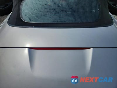 Zdjęcie 11 z 12 samochodu: 2003 PORSCHE BOXSTER BASE VIN:WP0CA29883S620179 - miniatura