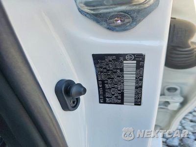 Zdjęcie 13 z 13 samochodu: 2017 TOYOTA COROLLA SE VIN:2T1BURHE1HC871525 - miniatura