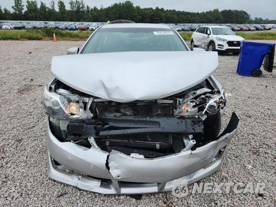 Piąte zdjęcie samochodu w środku: 2014 TOYOTA CAMRY SE VIN:4T1BF1FK3EU425505 - miniatura