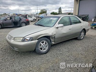 1999 TOYOTA CAMRY LE JT2BG22K9X0343746 - główne zdjęcie licytacji z USA - miniatura
