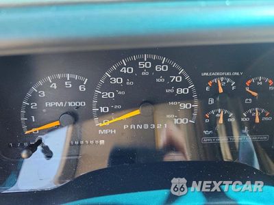 Zdjęcie 9 z 13 samochodu: 1999 GMC YUKON VIN:1GKEC13R0XJ755560 - miniatura