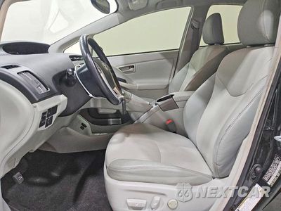 Zdjęcie 7 z 12 samochodu: 2014 TOYOTA PRIUS FIVE VIN:JTDKN3DU9E0392203 - miniatura