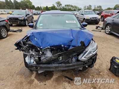 Piąte zdjęcie samochodu w środku: 2019 NISSAN SENTRA S VIN:3N1AB7AP2KY408708 - miniatura