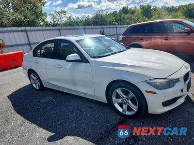 Czwarte zdjęcie samochodu z boku: 2013 BMW 328 XI SULEV VIN:WBA3B5C51DF591077 - miniatura