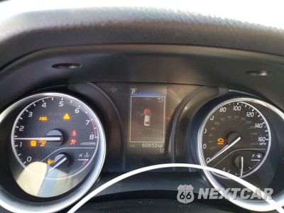 Zdjęcie 9 z 12 samochodu: 2018 TOYOTA CAMRY SE VIN:4T1B11HK6JU102992 - miniatura
