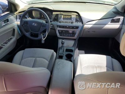 Zdjęcie 8 z 12 samochodu: 2016 HYUNDAI SONATA HYBRID SE VIN:KMHE24L17GA040426 - miniatura