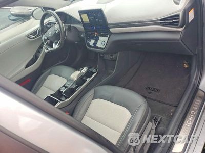 Zdjęcie 8 z 12 samochodu: 2020 HYUNDAI IONIQ LIMITED VIN:KMHC85LJ0LU061526 - miniatura