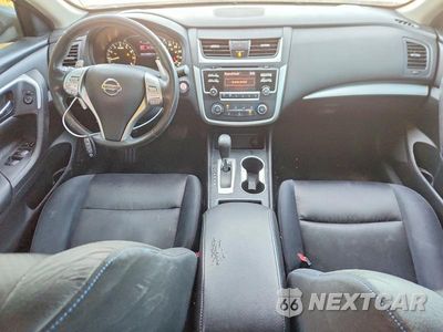 Zdjęcie 8 z 12 samochodu: 2017 NISSAN ALTIMA 2.5 SR VIN:1N4AL3AP2HC489431 - miniatura