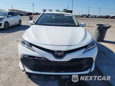Piąte zdjęcie samochodu w środku: 2018 TOYOTA CAMRY LE VIN:JTNB11HKXJ3004943 - miniatura