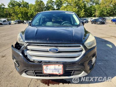 Piąte zdjęcie samochodu w środku: 2017 FORD ESCAPE SE VIN:1FMCU9GD5HUD99261 - miniatura