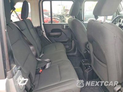 Zdjęcie 11 z 13 samochodu: 2018 JEEP WRANGLER UNLIMITED SPORT VIN:1C4HJXDN1JW145156 - miniatura