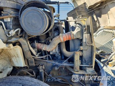 Zdjęcie 10 z 12 samochodu: 2011 INTERNATIONAL 4400 REFUSE TRUCK VIN:1HTMKAAN6BH291428 - miniatura