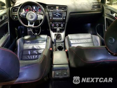 Zdjęcie 8 z 12 samochodu: 2017 VOLKSWAGEN GTI SPORT VIN:3VW547AU7HM011104 - miniatura