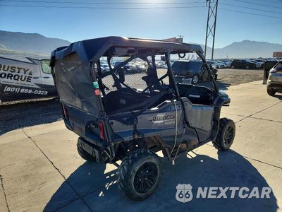 Czwarte zdjęcie samochodu z boku: 2016 HONDA SXS1000M UTILITY VEHICLE VIN:1HFVE04P3G4001022 - miniatura