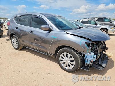 Czwarte zdjęcie samochodu z boku: 2017 NISSAN ROGUE S VIN:5N1AT2MT9HC882478 - miniatura