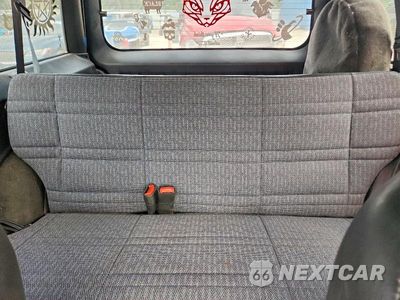 Zdjęcie 10 z 14 samochodu: 2000 JEEP CHEROKEE SPORT VIN:1J4FT48S5YL268741 - miniatura