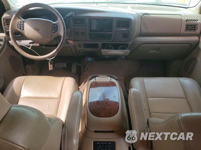 Zdjęcie 8 z 12 samochodu: 2002 FORD EXCURSION LIMITED VIN:1FMNU42F72EA77856 - miniatura