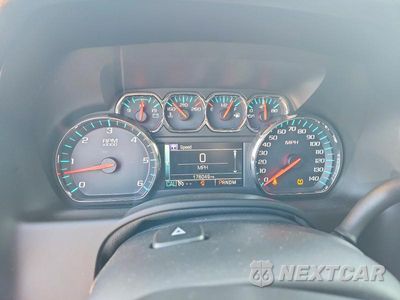 Zdjęcie 9 z 12 samochodu: 2016 CHEVROLET SUBURBAN LT VIN:1GNSKHKC3GR127069 - miniatura