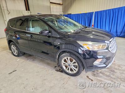 Czwarte zdjęcie samochodu z boku: 2019 FORD ESCAPE SE VIN:1FMCU9GD5KUA39589 - miniatura