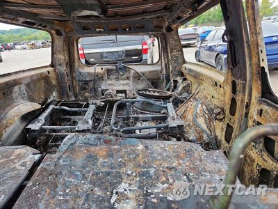 Zdjęcie 10 z 13 samochodu: 2013 CHEVROLET SUBURBAN K1500 LT VIN:1GNSKJE75DR321877 - miniatura