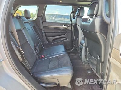 Zdjęcie 11 z 13 samochodu: 2018 JEEP GRAND CHEROKEE LAREDO VIN:1C4RJFAG6JC407730 - miniatura