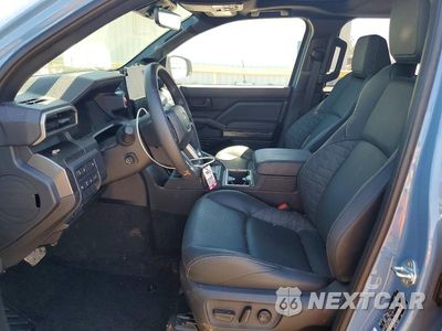 Zdjęcie 7 z 13 samochodu: 2026 TOYOTA 4RUNNER TRD SPORT PREMIUM VIN:JTEVA5BR1T5125345 - miniatura