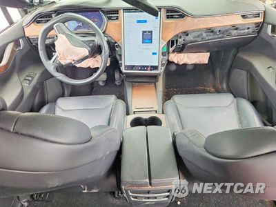 Zdjęcie 8 z 13 samochodu: 2018 TESLA MODEL X VIN:5YJXCDE27JF119996 - miniatura