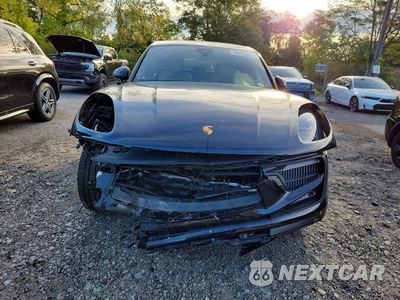 Piąte zdjęcie samochodu w środku: 2025 PORSCHE MACAN S VIN:WP1AG2A55SLB42205 - miniatura