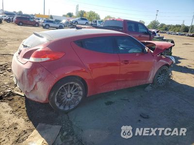 Trzecie zdjęcie samochodu z tyłu: 2017 HYUNDAI VELOSTER VALUE EDITION VIN:KMHTC6AD1HU317164 - miniatura