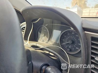 Zdjęcie 9 z 12 samochodu: 2017 HYUNDAI ELANTRA SE VIN:5NPD74LF8HH096219 - miniatura