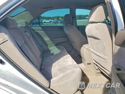 Zdjęcie 10 z 12 samochodu: 2002 TOYOTA CAMRY LE VIN:4T1BE32KX2U554292 - miniatura