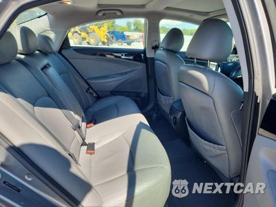 Zdjęcie 10 z 12 samochodu: 2012 HYUNDAI SONATA LIMITED VIN:5NPEC4AC1CH480571 - miniatura