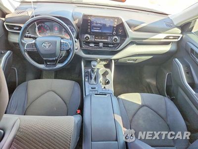 Zdjęcie 8 z 13 samochodu: 2020 TOYOTA HIGHLANDER LE VIN:5TDBZRBH6LS514104 - miniatura