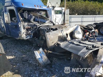 Zdjęcie 14 z 14 samochodu: 2017 FREIGHTLINER CASCADIA 125 SEMI TRUCK VIN:3AKJGLDR0HSHX7850 - miniatura