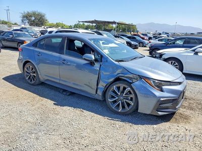 Czwarte zdjęcie samochodu z boku: 2022 TOYOTA COROLLA SE VIN:5YFP4MCE7NP110039 - miniatura