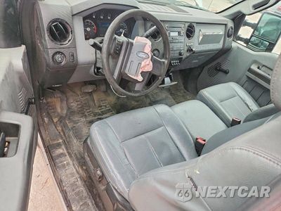 Zdjęcie 8 z 14 samochodu: 2015 FORD F250 SUPER DUTY VIN:1FDBF2A67FED58984 - miniatura