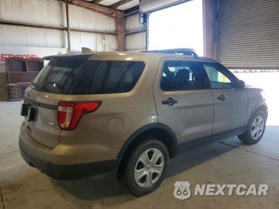 Trzecie zdjęcie samochodu z tyłu: 2017 FORD EXPLORER POLICE INTERCEPTOR VIN:1FM5K8AR0HGD25614 - miniatura