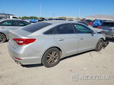 Trzecie zdjęcie samochodu z tyłu: 2017 HYUNDAI SONATA SE VIN:5NPE24AF1HH549957 - miniatura