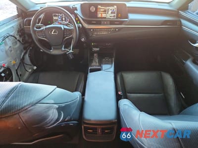 Zdjęcie 8 z 13 samochodu: 2020 LEXUS ES 350 VIN:58ADZ1B19LU062419 - miniatura
