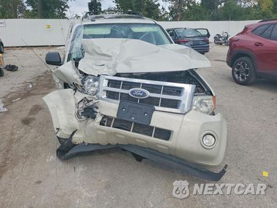 Piąte zdjęcie samochodu w środku: 2009 FORD ESCAPE XLT VIN:1FMCU03GX9KD05948 - miniatura