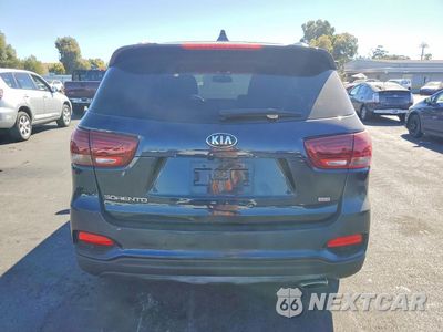 Zdjęcie 6 z 13 samochodu: 2019 KIA SORENTO LX VIN:5XYPG4A38KG438594 - miniatura