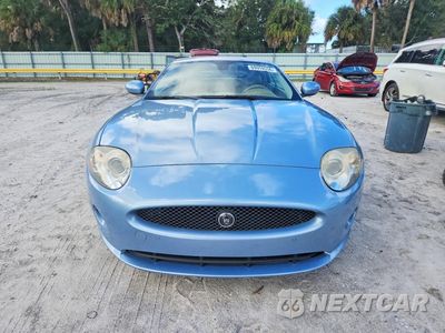 Piąte zdjęcie samochodu w środku: 2009 JAGUAR XK VIN:SAJWA44B795B29643 - miniatura