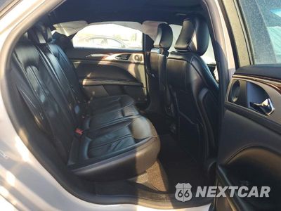 Zdjęcie 10 z 12 samochodu: 2020 LINCOLN MKZ RESERVE VIN:3LN6L5E92LR612996 - miniatura