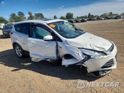 Czwarte zdjęcie samochodu z boku: 2014 FORD ESCAPE SE VIN:1FMCU0G9XEUD16085 - miniatura