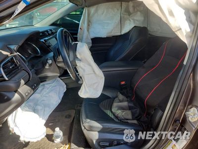Zdjęcie 7 z 12 samochodu: 2020 TOYOTA CAMRY SE VIN:4T1G11AK8LU976795 - miniatura